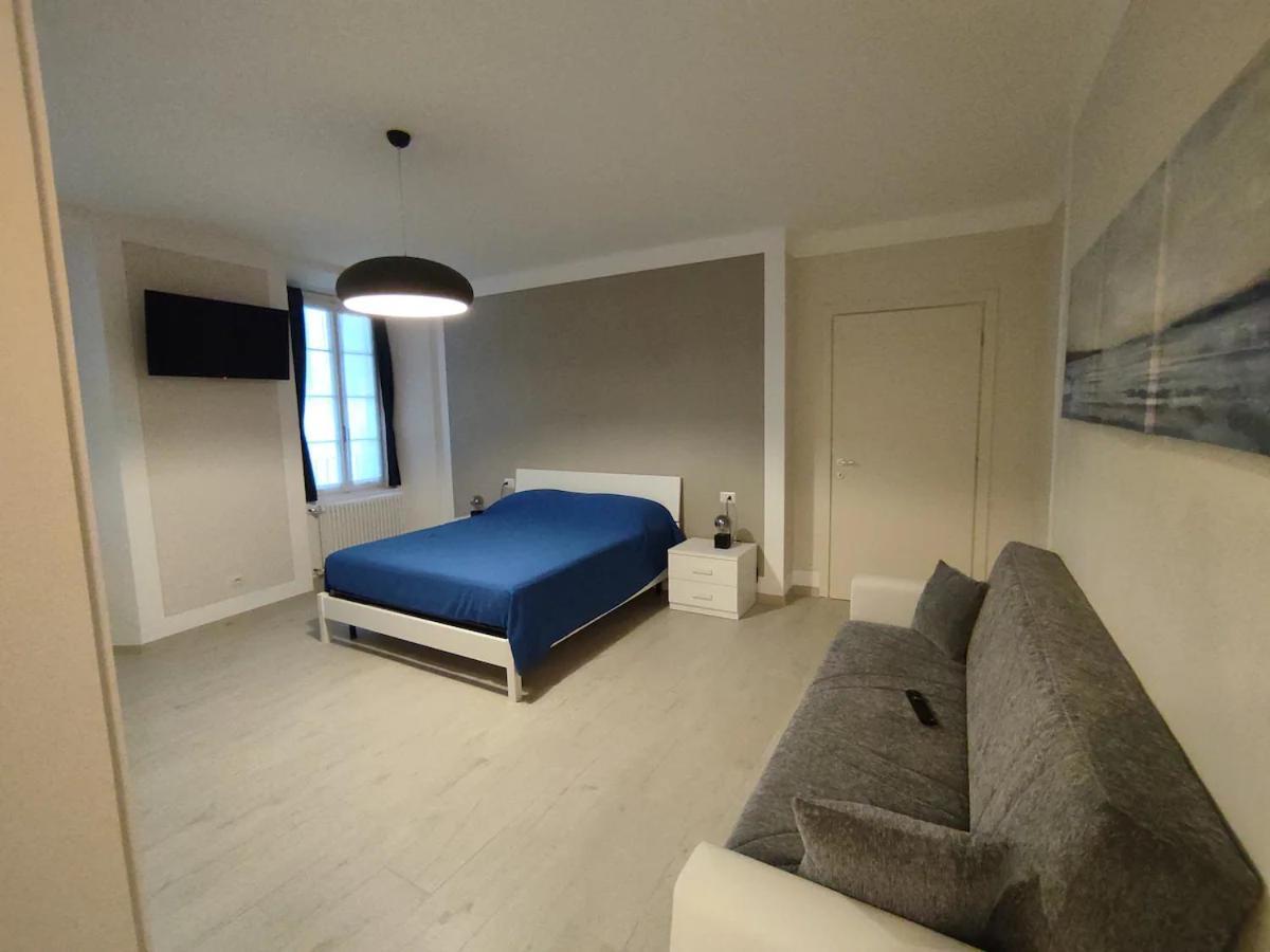 Appartamento Le Rondini C Интра Экстерьер фото